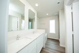 15615 Coneflower Hls Dr, Houston, TX 77090 - Photo 15