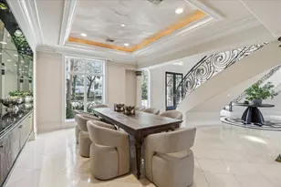 608 Little John Ln, Houston, TX 77024 - Photo 19