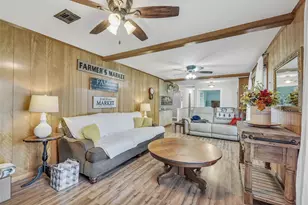 222 Hillcrest Dr, Conroe, TX 77303 - Photo 9