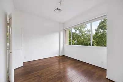 49 Briar Hollow Lane #101, Houston, TX 77027 - Photo 5