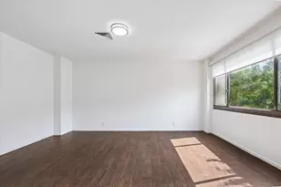 49 Briar Hollow Ln, Houston, TX 77027 - Photo 3