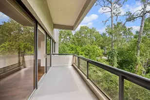 49 Briar Hollow Ln, Houston, TX 77027 - Photo 9