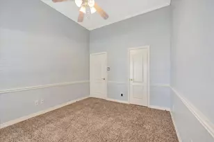 2421 Baycrest Dr, Houston, TX 77058 - Photo 29