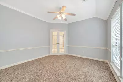 2421 Baycrest Drive, Houston, TX 77058 - Photo 9