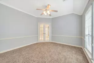 2421 Baycrest Dr, Houston, TX 77058 - Photo 9