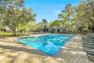 271 Litchfield Ln, Houston, TX 77024 - Photo 33