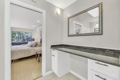 271 Litchfield Lane, Houston, TX 77024 - Photo 19