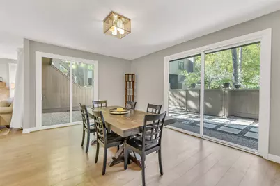 271 Litchfield Lane, Houston, TX 77024 - Photo 11