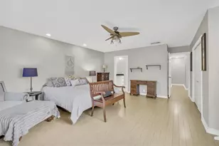 271 Litchfield Ln, Houston, TX 77024 - Photo 17