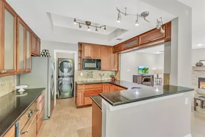 271 Litchfield Lane, Houston, TX 77024 - Photo 9