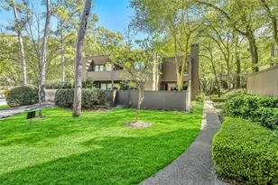 271 Litchfield Ln, Houston, TX 77024 - Photo 29