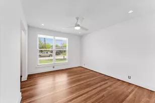 1845 Huge Oaks St, Houston, TX 77055 - Photo 19