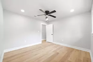6139 Valkeith Dr, Houston, TX 77096 - Photo 21