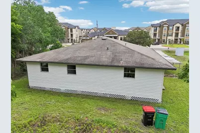 906 South Road, Baytown, TX 77521 - Photo 21