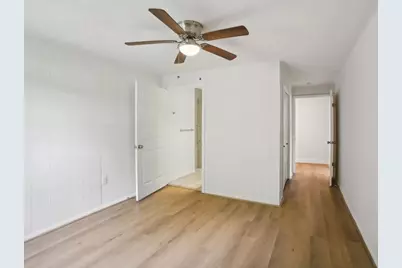 906 South Road, Baytown, TX 77521 - Photo 11