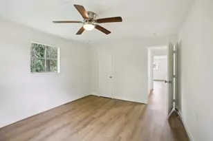 906 S Rd, Baytown, TX 77521 - Photo 19