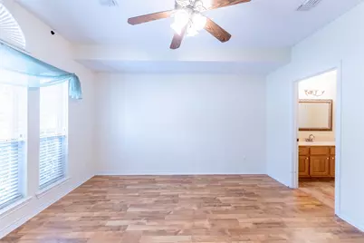 4802 Treadgold Lane, Bryan, TX 77802 - Photo 13