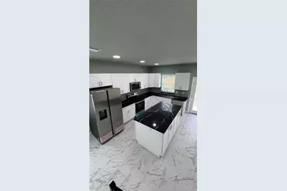 121 S 10th Street #A, Conroe, TX 77301 - Photo 15