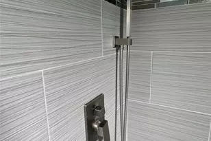 121 S 10th St, Conroe, TX 77301 - Photo 19