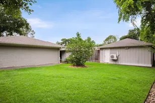 5618 Wigton Dr, Houston, TX 77096 - Photo 37