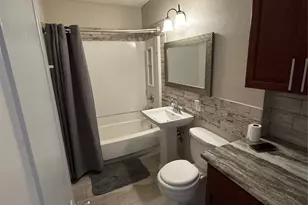 10702 Duncum St, Houston, TX 77013 - Photo 11