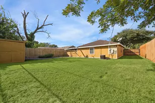 10702 Duncum St, Houston, TX 77013 - Photo 5