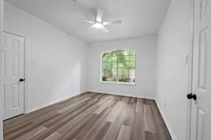 55 Terraglen Dr Spring, The Woodlands, TX 77382 - Photo 17