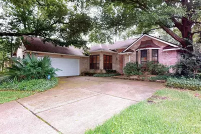 2611 Brookdale Drive, Houston, TX 77339 - Photo 1
