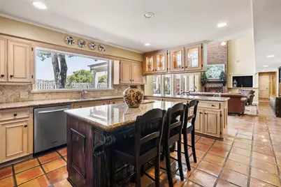 905 Sunny Lane, Wharton, TX 77488 - Photo 15