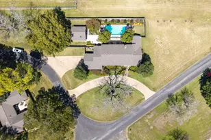 905 Sunny Ln, Wharton, TX 77488 - Photo 5