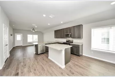5411 Briana Dee Drive, Rosharon, TX 77583 - Photo 9