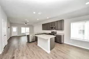 5411 Briana Dee Dr, Rosharon, TX 77583 - Photo 9