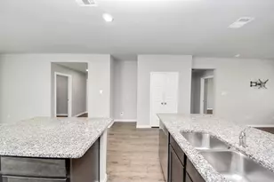 5411 Briana Dee Dr, Rosharon, TX 77583 - Photo 5