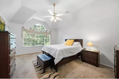 96 E Lakeridge Drive, The Woodlands, TX 77381 - Photo 21