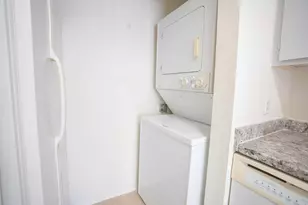 3632 Ocee St, Houston, TX 77063 - Photo 7