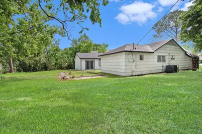 10906 Panay Drive, Houston, TX 77048 - Photo 19