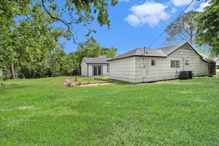 10906 Panay Dr, Houston, TX 77048 - Photo 19
