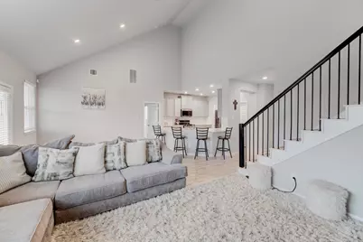 10739 Cliffs View Drive, Rosharon, TX 77583 - Photo 15