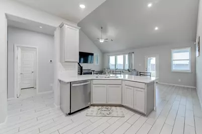 10739 Cliffs View Drive, Rosharon, TX 77583 - Photo 19