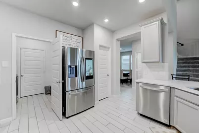 10739 Cliffs View Drive, Rosharon, TX 77583 - Photo 21