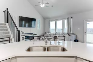 10739 Clfs Vw Dr, Rosharon, TX 77583 - Photo 25