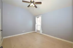 13611 Summer Cloud Ln, Pearland, TX 77584 - Photo 31