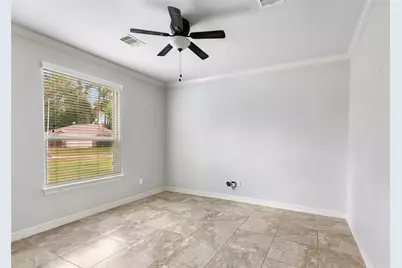 1922 Shark Court, Crosby, TX 77532 - Photo 5