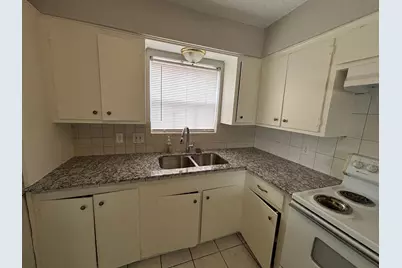 2710 Briarhurst Drive #5, Houston, TX 77057 - Photo 7