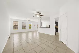 13826 Roman Ridge Ln, Houston, TX 77047 - Photo 5