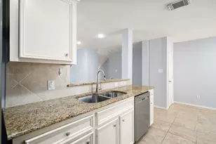 934 W Heights Hollow Ln, Houston, TX 77007 - Photo 15