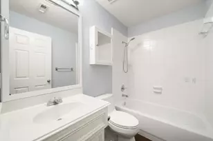 934 W Heights Hollow Ln, Houston, TX 77007 - Photo 5