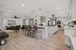 3731 Sun Valley Dr, Houston, TX 77025 - Photo 13