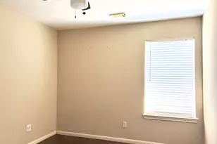 7411 Orchard Hills Ln, Sugar Land, TX 77479 - Photo 11