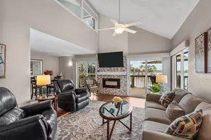 659 Davis Rd, League City, TX 77573 - Photo 9